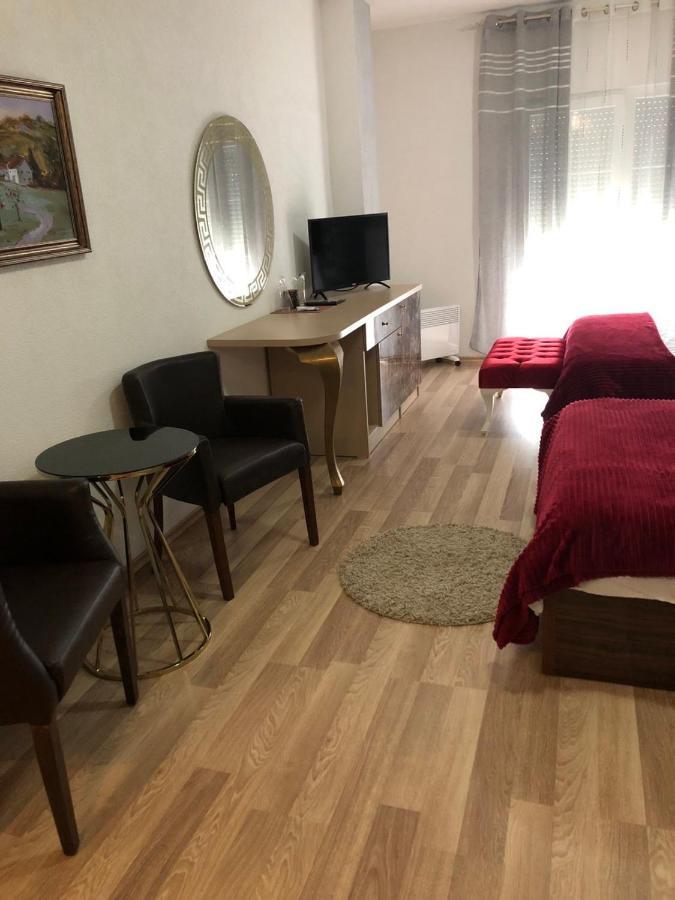 Hotel Royal Tetovo Buitenkant foto