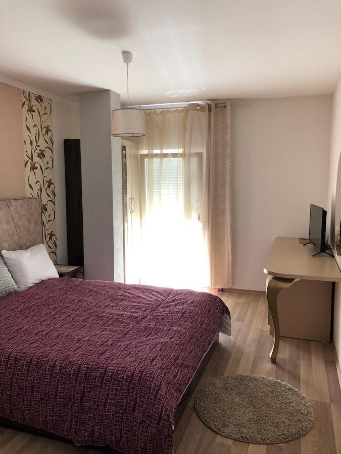 Hotel Royal Tetovo Buitenkant foto
