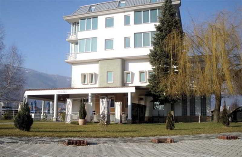 Hotel Royal Tetovo Buitenkant foto