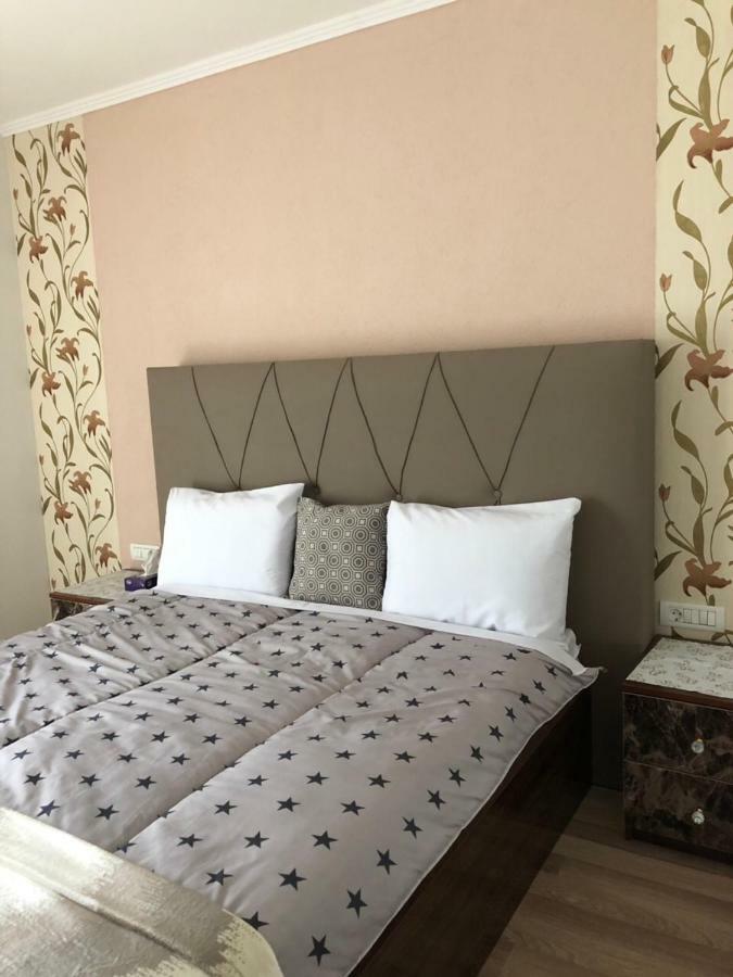 Hotel Royal Tetovo Buitenkant foto
